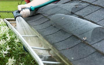 Bedfield gutter cleaning costs